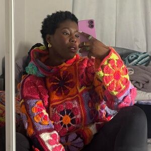 1/1 Unisex Daisy Flower Crochet Hoodie